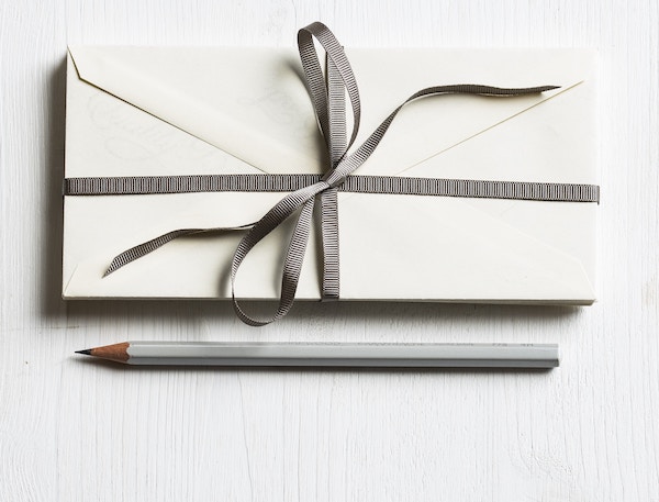 joanna-kosinska-255355-unsplash